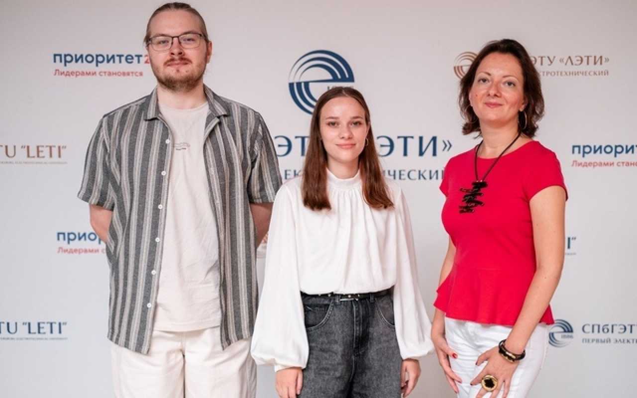 Сотрудники ФОИС разработали систему для автоматизированного выявления кибератак на SIM-карты смартфонов